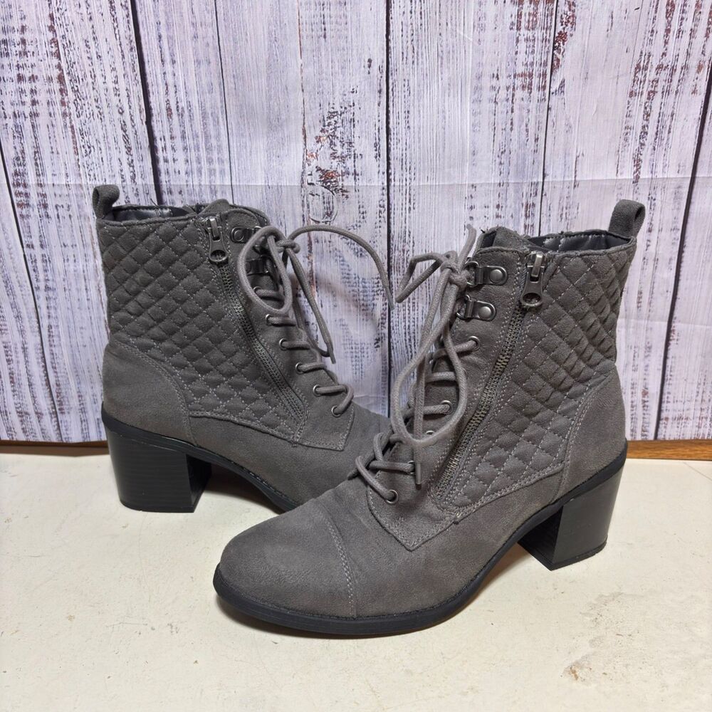 White Mountain Women's Ankle Boot Size 9 Gray Quilted Fairy Cottage Core